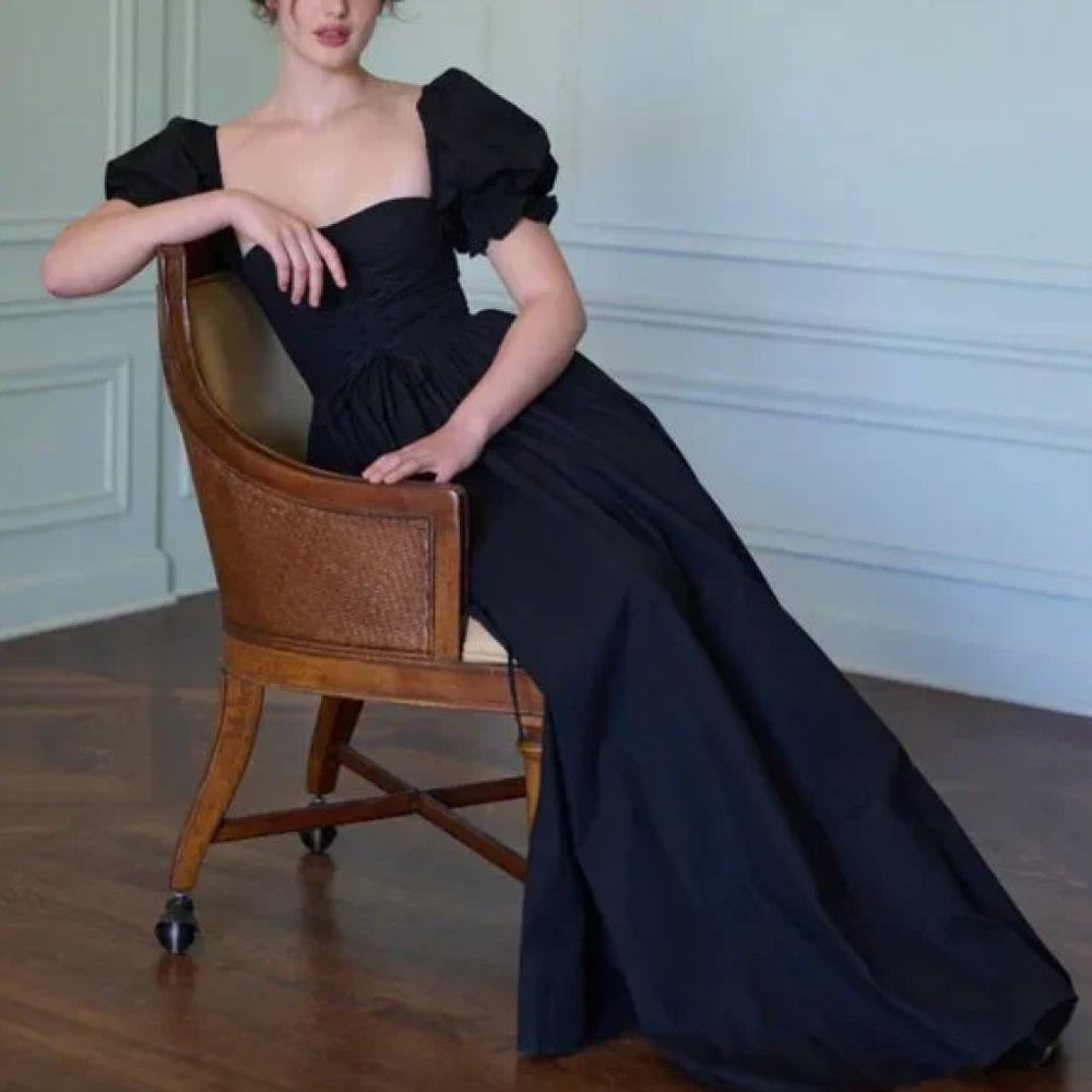 Selkie The Caviar Renaissance Dress Medium - Open to Reasonable Offers